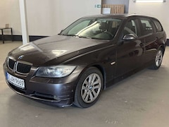 BMW 318 318i Touring Aut.