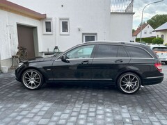 Bild des Angebotes Mercedes-Benz 220