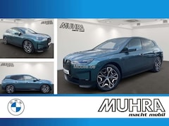 Bild des Angebotes BMW iX xDrive40 Sportpaket 22" AHK DA/LC Prof. AHK