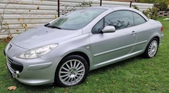 Bild des Angebotes Peugeot 307 CC 140 JBL Insp., Batterie, TÜV - NEU