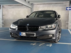 Bild des Angebotes BMW 320 320d xDrive Aut. Head Up Display Schiebedach.