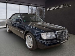 Bild des Angebotes Mercedes-Benz E 220 FINAL EDITION Sitzh.*Sportfahrwerk* 17"AMG