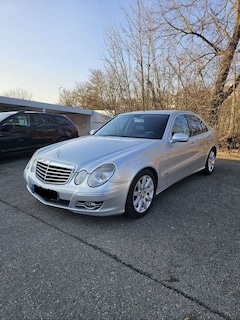 Bild des Angebotes Mercedes-Benz E 320 Mercedes-Benz E 320 CDI 7G-TRONIC Avantgarde