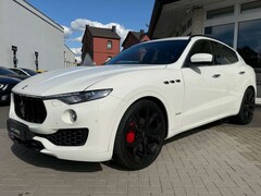 Bild des Angebotes Maserati Levante GranLusso SQ4 Pano Vollausstattung