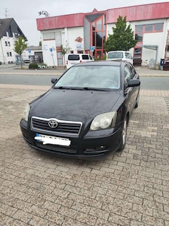 Bild des Angebotes Toyota Avensis 1.8 VVT-i Combi Executive