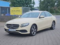 Bild des Angebotes Mercedes-Benz E 220 d AVANTGARDE Kamera Parktronik LED 143 KW 194 PS