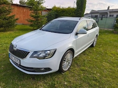 Bild des Angebotes Skoda Superb Superb Combi 2.0 TDI Green tec Elegance