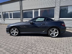 Bild des Angebotes Mercedes-Benz SLK 200 Mercedes-Benz SLK 200 BlueEFFICIENCY AMG Sportpaket