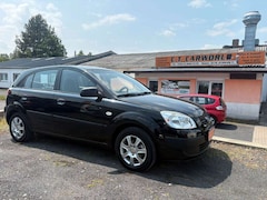 Bild des Angebotes Kia Rio RIO 1.4 ATTRACT 1.HAND / TÜV NEU / SERVICE NEU