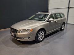 Bild des Angebotes Volvo V70 D5 Inscription AWD *Leder| Navi| Xenon| AHK*