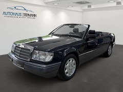 Bild des Angebotes Mercedes-Benz 300 CE-24V (W124)Cabrio*Oldtimer*Aut*Leder*Klima