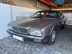 Bild des Angebotes Jaguar XJ40 3,5 l  145 kW