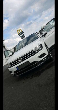 Bild des Angebotes VW Tiguan Allspace 2.0 TDI SCR 4Motion DSG Highline
