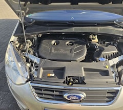 Bild des Angebotes Ford Galaxy 2.0 EcoBoost Titanium