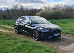 Bild des Angebotes CUPRA Leon CUPRA Leon VZ 300PS | EZ 12/23 | 41tkm | 19” | ACC