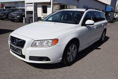 Bild des Angebotes Volvo V70 V70 T4 Powershift Kinetic|NAVIGATION|SHZG|