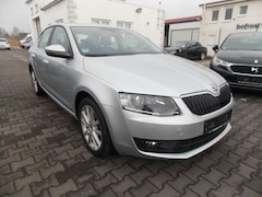 Bild des Angebotes Skoda Octavia Lim. Elegance 1.4