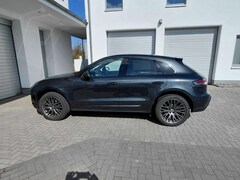 Bild des Angebotes Porsche Macan Macan PDK
