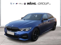 Bild des Angebotes BMW 320 i M SPORT AUT LC PLUS 19"-LM GRA PDC HIFI DAB KOMF