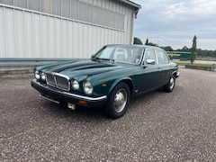 Bild des Angebotes Jaguar XJ12 5,3 H.E Sovereign  1 HAND , GARAGENWAGEN