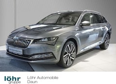 Bild des Angebotes Skoda Superb Combi 2.0 TDI DSG Style Navi, Matrix