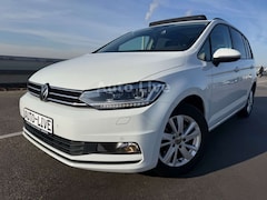 Bild des Angebotes VW Touran 2.0 TDI*ACTIVE*PANO*NAVI*VIRTU*AHK*KAMERA