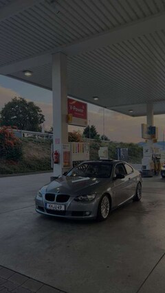 Bild des Angebotes BMW 330 330i Coupe Aut.