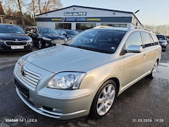 Bild des Angebotes Toyota Avensis Combi 2.0 VVT-i Automatik Executive