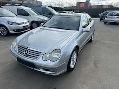 Bild des Angebotes Mercedes-Benz CE 200 C200 Kompressor Sportcoupé