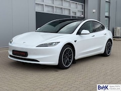 Bild des Angebotes Tesla Model 3 Highland Standard Range