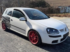 Bild des Angebotes VW Golf Golf V  3-Türer 1.4 Sportline