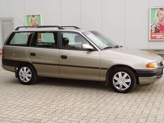 Bild des Angebotes Opel Astra Caravan 16V Club # AHK*ABS*Schiebedach*Klima*