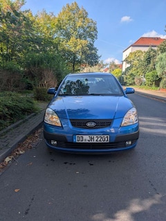 Bild des Angebotes Kia Rio 1.4 EX