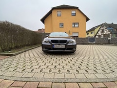 Bild des Angebotes BMW 320 320d DPF Touring Aut.