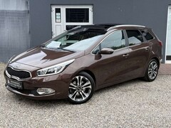 Bild des Angebotes Kia Ceed SW / cee'd SW cee'd Sportswagon Aut,Navi,Pano,Xenon, Platinum Ed