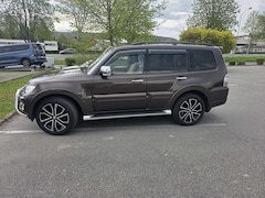 Mitsubishi Pajero 3.2 DI-D Automatik Final Edition