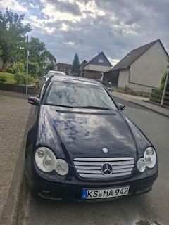 Bild des Angebotes Mercedes-Benz 220 automatik gepflegt tüv bis 2026