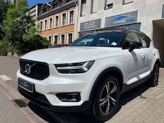 Bild des Angebotes Volvo XC40 XC40 R Design AWD Aut. PANORAMA