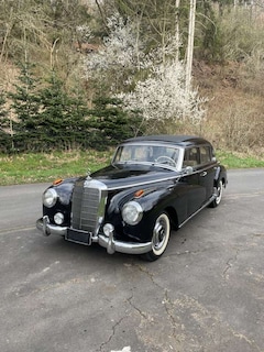Mercedes-Benz 300 300 Adenauer B - Faltdach, innen original, Vergase