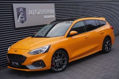 Bild des Angebotes Ford Focus ST PERFORMANCE|RECARO|HEAD-UP|PANO|B&O|ACC