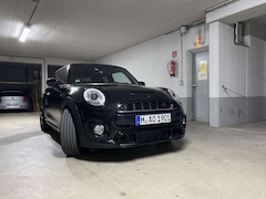 Bild des Angebotes MINI Cooper S Sport.Autom./JCWTuningKit211PS/JCWAbgasanlage/uvm!