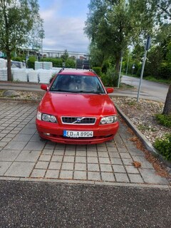 Bild des Angebotes Volvo V40 1.9 D Comfort