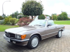 Bild des Angebotes Mercedes-Benz SL 300 Jahreswagen - 100 % Erstlack - Deutsches Auto