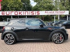 Bild des Angebotes MINI John Cooper Works JohnCooperWorks Trim Aut.*LEDER*e.SD*HuD*H/K*KAM