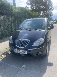 Bild des Angebotes Lancia MUSA 1.4 16v Platino