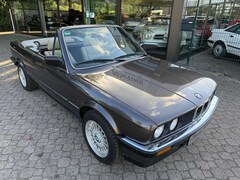 Bild des Angebotes BMW 325 i Cabrio E30 *HU neu*Leder*Automatik*unverbastelt*
