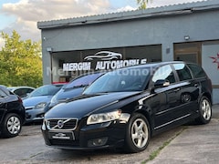 Bild des Angebotes Volvo V50 Kombi D2 Business Edition