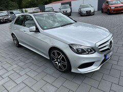 Bild des Angebotes Mercedes-Benz E 250 BlueEfficiency AMG Sport-Paket- 4 Matic