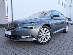 Bild des Angebotes Skoda Superb Lim. 2.0 TDI DSG Style NAVI/AHK/ACC/DCC