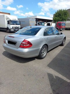 Bild des Angebotes Mercedes-Benz E 240 Elegance
